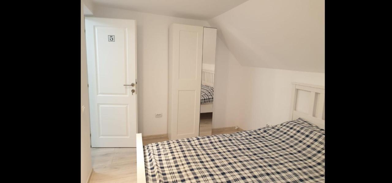 Casa Aris Lepsa Vrancea Hotel Bagian luar foto