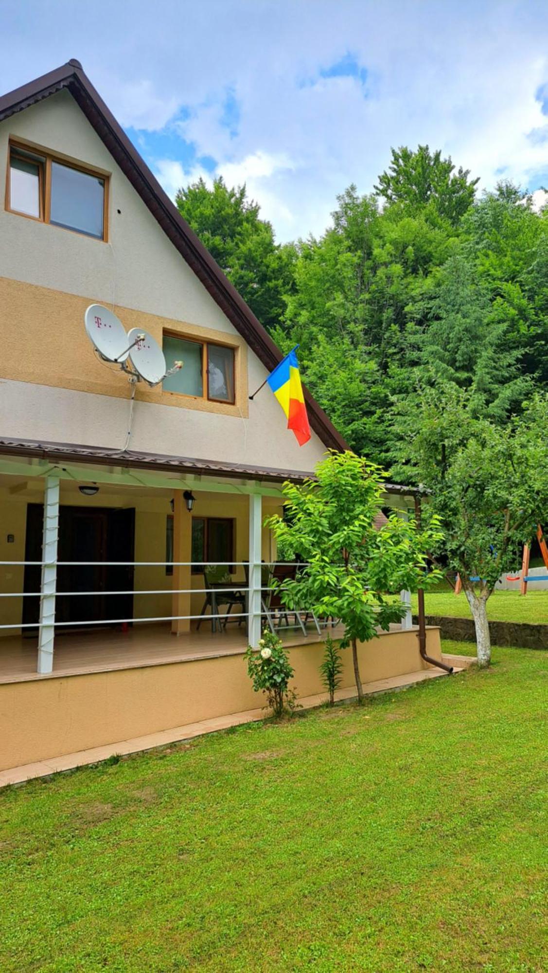Casa Aris Lepsa Vrancea Hotel Bagian luar foto
